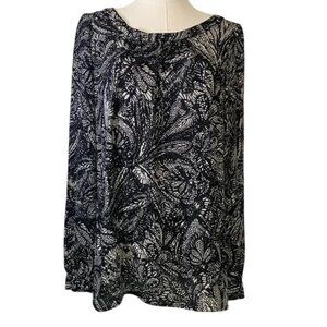 Ann Taylor Loft Elegant Black and White Women's Top. Women’s M.